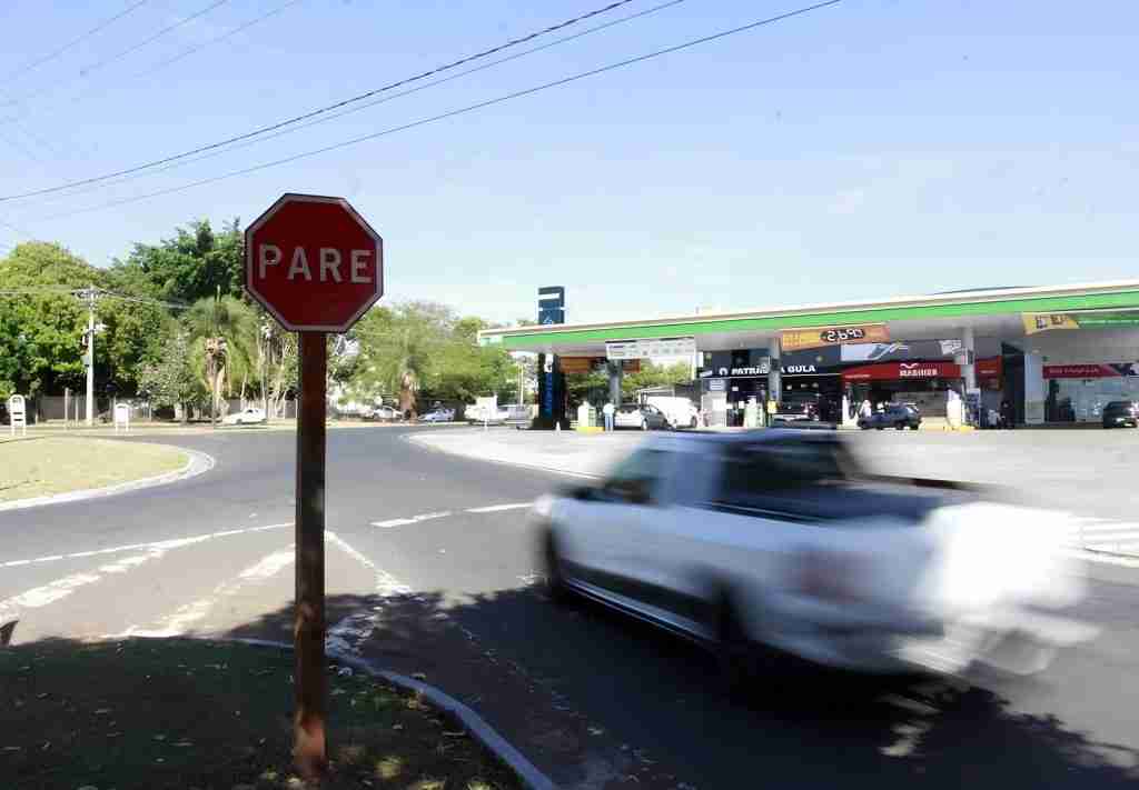 DETRAN.MG - Não Respeitar Sinalização de Pare: Entenda as Regras e Penalidades (4)