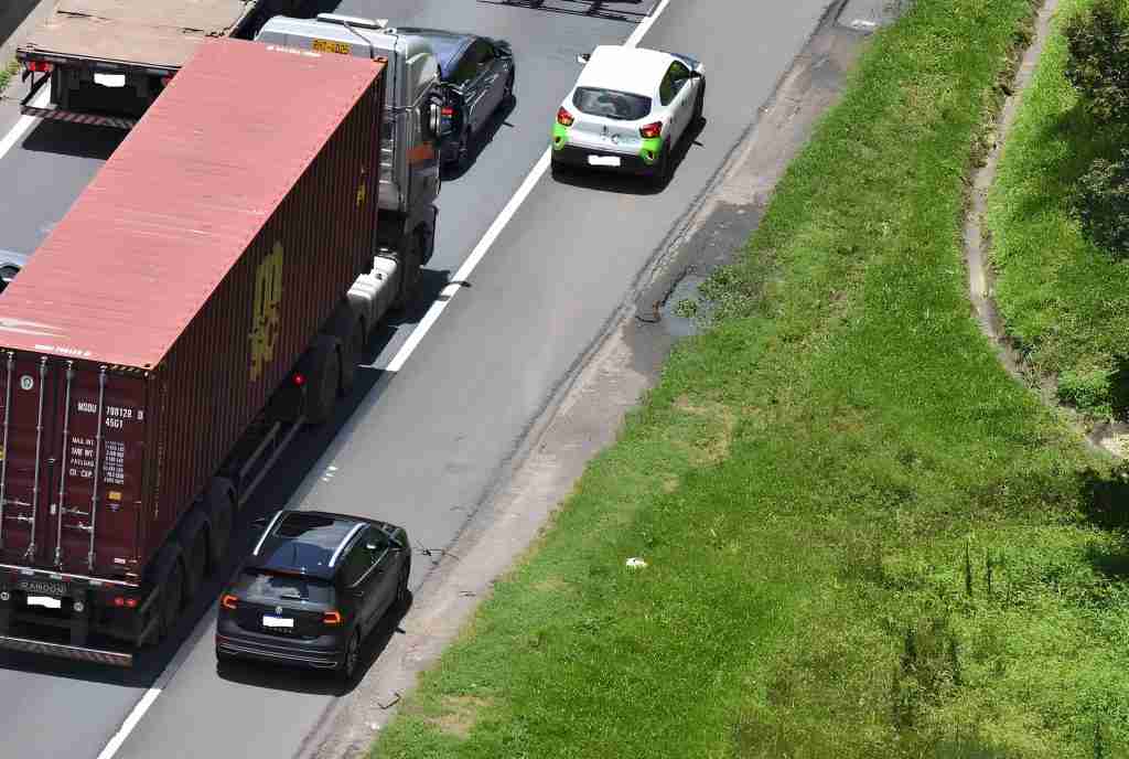 Detran.mg - Transitar em Acostamento: Uma Infração de Alto Risco (1)