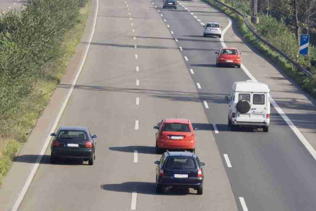 DETRAN.MG - Ultrapassar pela Direita: Infrações e Impactos para a Segurança no Trânsito (5)